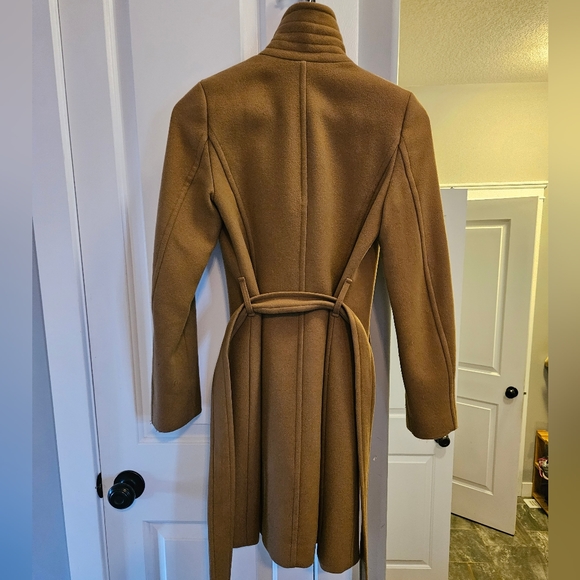 Babton - The Connor Coat - Picture 2 of 5